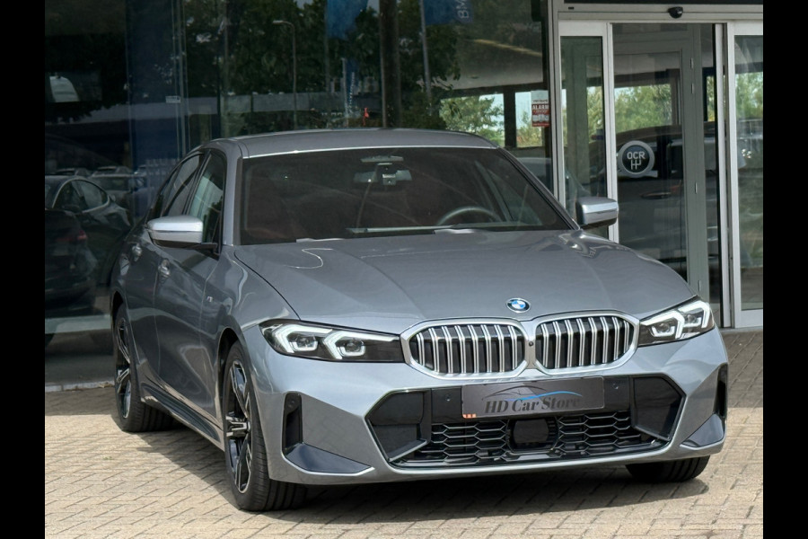 BMW 3-serie 320i M-Sport Laser|Adap Cruise|HuD|Leder|Fabrieksgarantie