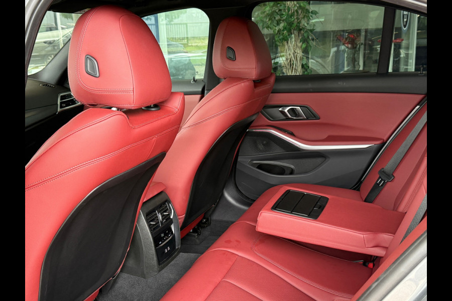 BMW 3-serie 320i M-Sport Laser|Adap Cruise|HuD|Leder|Fabrieksgarantie