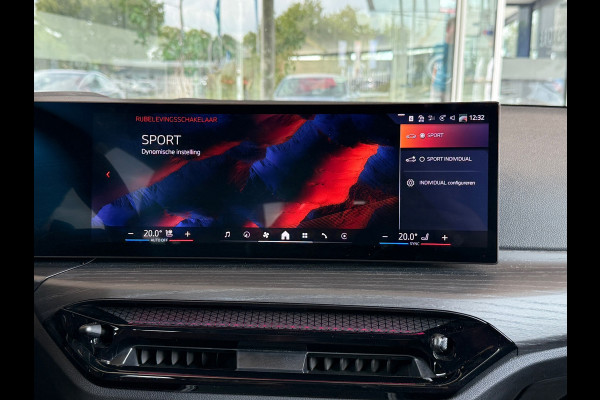 BMW 3-serie 320i M-Sport Laser|Adap Cruise|HuD|Leder|Fabrieksgarantie