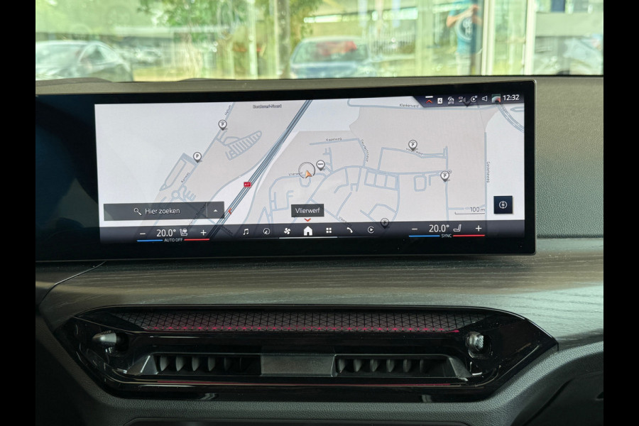 BMW 3-serie 320i M-Sport Laser|Adap Cruise|HuD|Leder|Fabrieksgarantie