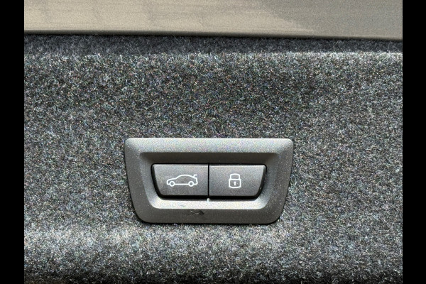 BMW 3-serie 320i M-Sport Laser|Adap Cruise|HuD|Leder|Fabrieksgarantie