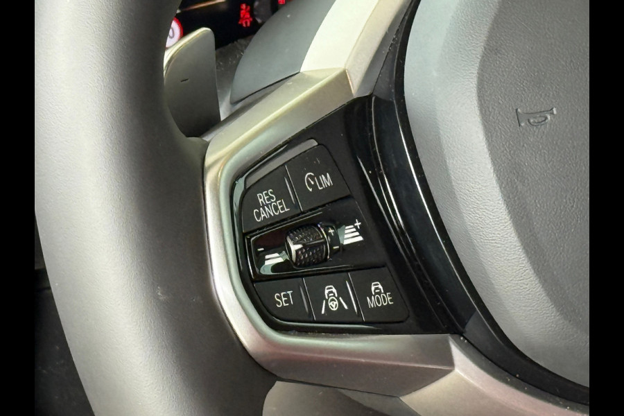 BMW 3-serie 320i M-Sport Laser|Adap Cruise|HuD|Leder|Fabrieksgarantie