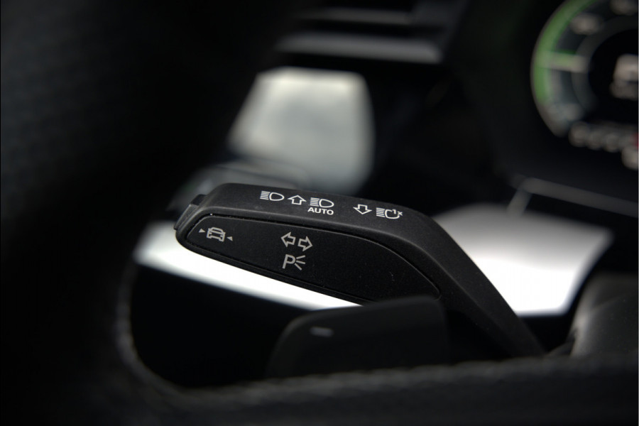 Audi A3 Sportback 45 TFSI e S edition Competition | S-Line | RS Seats | Stoelverwarming | Camera | Navigatie | Cruise Control | LED | Keyless | Virtual Cockpit | Apple Carplay | Parkeersensoren |