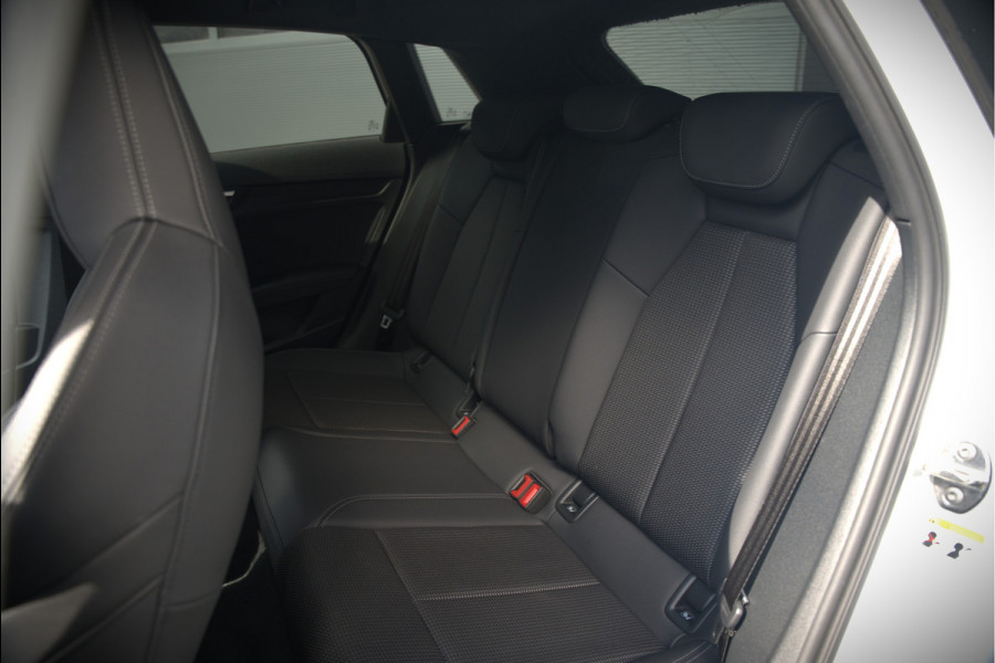 Audi A3 Sportback 45 TFSI e S edition Competition | S-Line | RS Seats | Stoelverwarming | Camera | Navigatie | Cruise Control | LED | Keyless | Virtual Cockpit | Apple Carplay | Parkeersensoren |