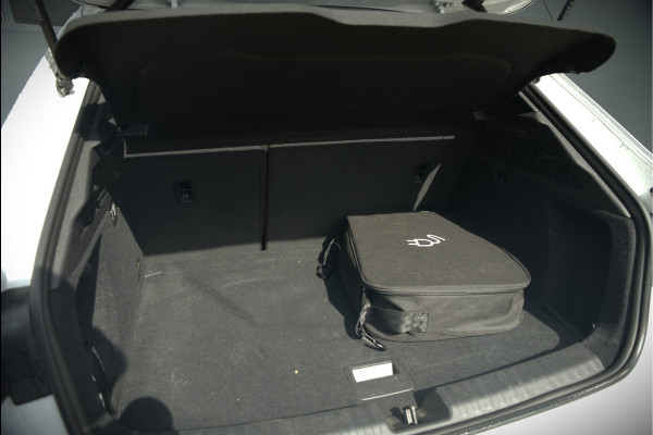 Audi A3 Sportback 45 TFSI e S edition Competition | S-Line | RS Seats | Stoelverwarming | Camera | Navigatie | Cruise Control | LED | Keyless | Virtual Cockpit | Apple Carplay | Parkeersensoren |