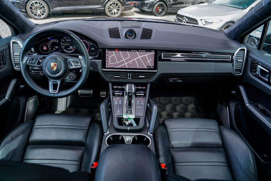 Porsche Cayenne Coupé 4.0 Turbo S E-Hybrid | Origineel NL | Dealer onderhouden | Keramisch | Achterasbesturing | Burmester | ACC