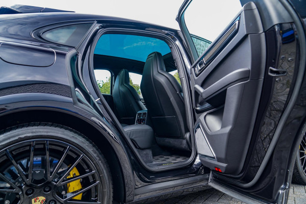 Porsche Cayenne Coupé 4.0 Turbo S E-Hybrid | Origineel NL | Dealer onderhouden | Keramisch | Achterasbesturing | Burmester | ACC