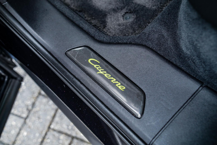 Porsche Cayenne Coupé 4.0 Turbo S E-Hybrid | Origineel NL | Dealer onderhouden | Keramisch | Achterasbesturing | Burmester | ACC