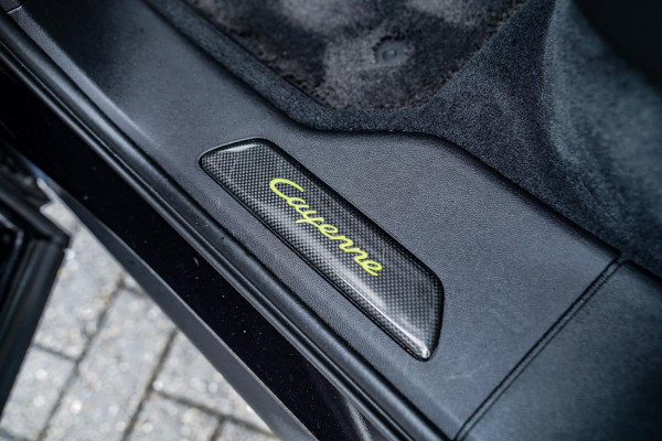 Porsche Cayenne Coupé 4.0 Turbo S E-Hybrid | Origineel NL | Dealer onderhouden | Keramisch | Achterasbesturing | Burmester | ACC