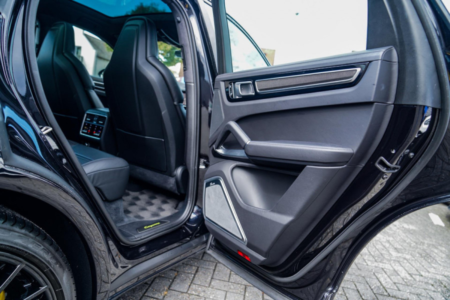 Porsche Cayenne Coupé 4.0 Turbo S E-Hybrid | Origineel NL | Dealer onderhouden | Keramisch | Achterasbesturing | Burmester | ACC