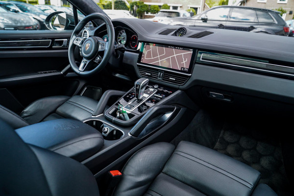 Porsche Cayenne Coupé 4.0 Turbo S E-Hybrid | Origineel NL | Dealer onderhouden | Keramisch | Achterasbesturing | Burmester | ACC