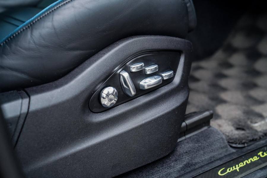 Porsche Cayenne Coupé 4.0 Turbo S E-Hybrid | Origineel NL | Dealer onderhouden | Keramisch | Achterasbesturing | Burmester | ACC