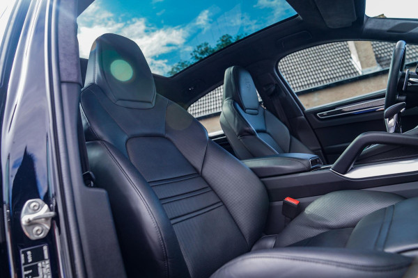 Porsche Cayenne Coupé 4.0 Turbo S E-Hybrid | Origineel NL | Dealer onderhouden | Keramisch | Achterasbesturing | Burmester | ACC