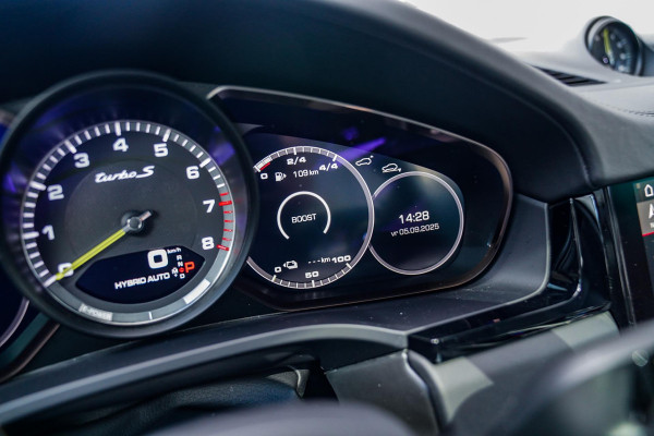 Porsche Cayenne Coupé 4.0 Turbo S E-Hybrid | Origineel NL | Dealer onderhouden | Keramisch | Achterasbesturing | Burmester | ACC