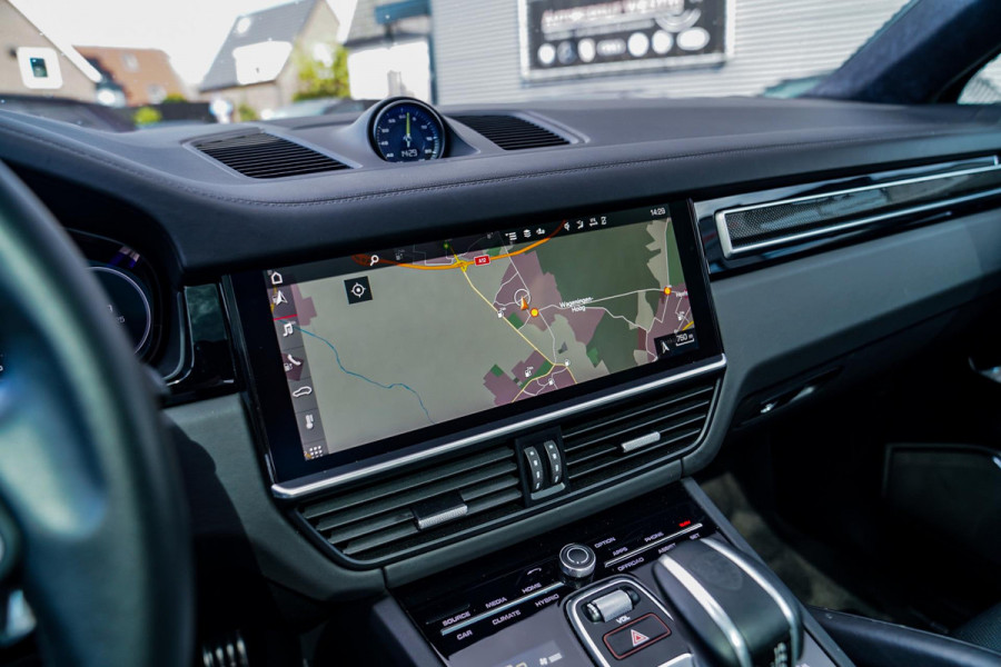 Porsche Cayenne Coupé 4.0 Turbo S E-Hybrid | Origineel NL | Dealer onderhouden | Keramisch | Achterasbesturing | Burmester | ACC