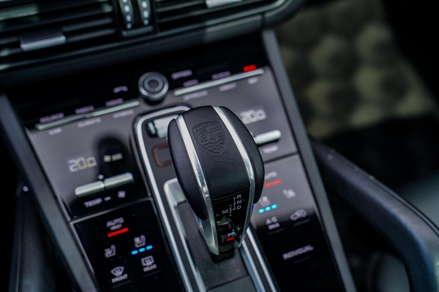 Porsche Cayenne Coupé 4.0 Turbo S E-Hybrid | Origineel NL | Dealer onderhouden | Keramisch | Achterasbesturing | Burmester | ACC