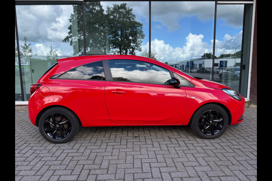 Opel Corsa 1.4 Black Edition - Navi - Parkeerhulp - Airco - Org.NL