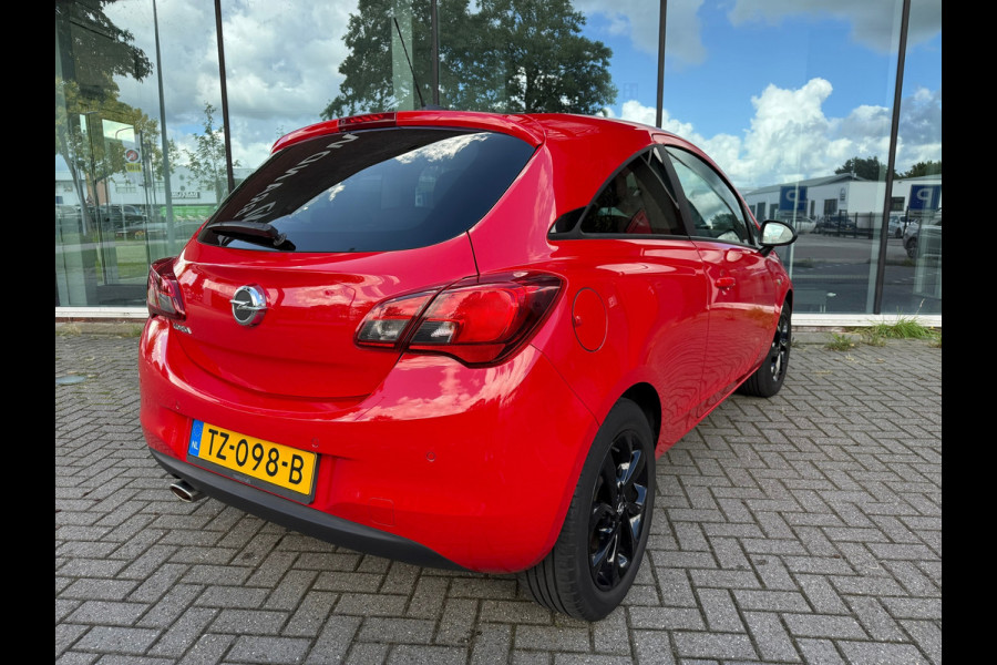 Opel Corsa 1.4 Black Edition - Navi - Parkeerhulp - Airco - Org.NL
