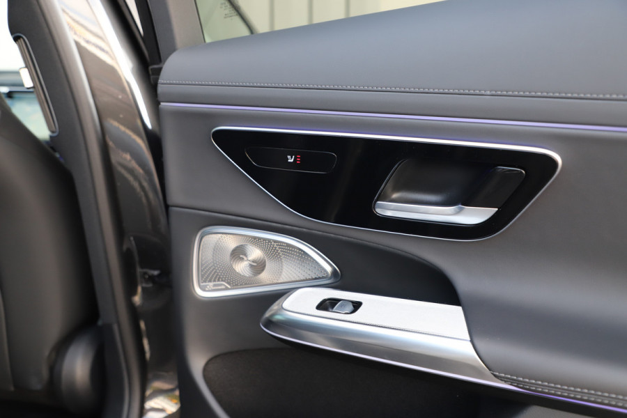 Mercedes-Benz E-Klasse 400e AMG 4-Matic | 381PK | Luchtvering | Achterasbesturing | Massage | Burmester 4D | Keyles-go | Head-up | Sfeerverlichting | H