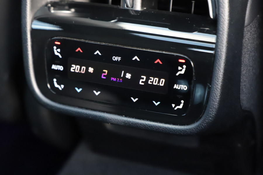 Mercedes-Benz E-Klasse 400e AMG 4-Matic | 381PK | Luchtvering | Achterasbesturing | Massage | Burmester 4D | Keyles-go | Head-up | Sfeerverlichting | H