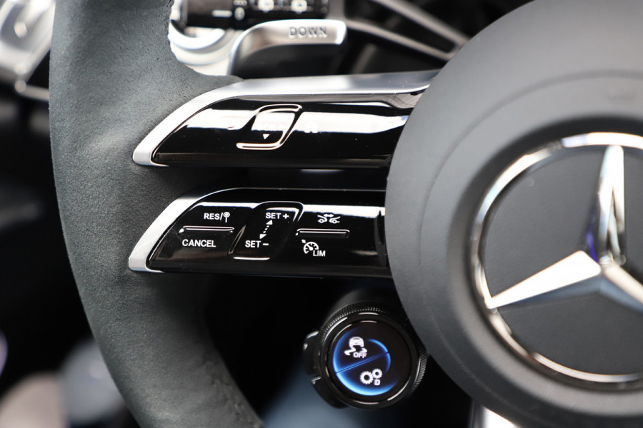 Mercedes-Benz E-Klasse Estate AMG 53 Hybrid 4-MATIC+ | 612PK | Luchtvering | Achterasbesturing | Head-up | Carbon | Burmester 4D | Keyles-go | Sfeerver