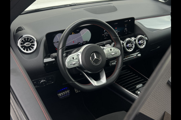 Mercedes-Benz GLA 200 AMG Line | Trekhaak | Pano | Burmester | Night Pakket