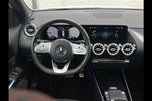 Mercedes-Benz GLA 200 AMG Line | Trekhaak | Pano | Burmester | Night Pakket