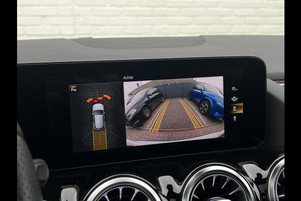 Mercedes-Benz GLA 200 AMG Line | Trekhaak | Pano | Burmester | Night Pakket