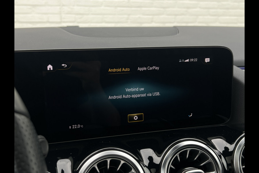 Mercedes-Benz GLA 200 AMG Line | Trekhaak | Pano | Burmester | Night Pakket