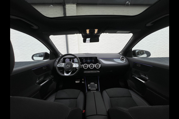 Mercedes-Benz GLA 200 AMG Line | Trekhaak | Pano | Burmester | Night Pakket