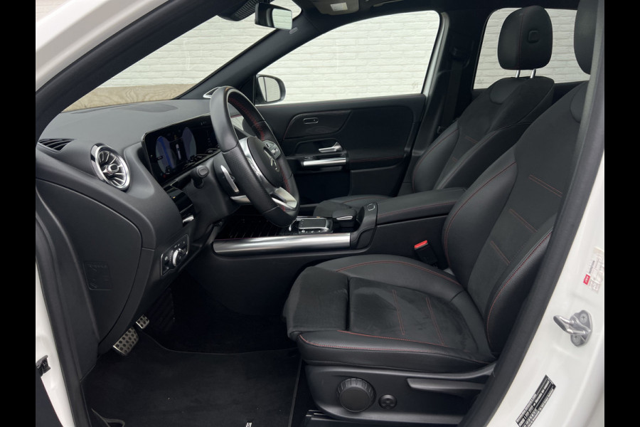 Mercedes-Benz GLA 200 AMG Line | Trekhaak | Pano | Burmester | Night Pakket