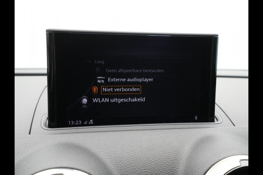Audi A3 Limousine 1.5 TFSI CoD 150pk S-Tronic Sport S-Line Edition Navigatie Hill hold Led Pdc Clima 185