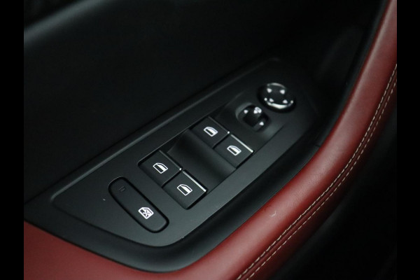 Peugeot 508 1.6 PureTech Blue Lease GT | Panoramadak | Trekhaak | Automaat | 360 Camera | Navigatie | Adaptive Cruise | PHEV | Lane assist | Stoelverwarming | Carplay | Focal audio | Leder| Pilot assist | LED | Getint glas