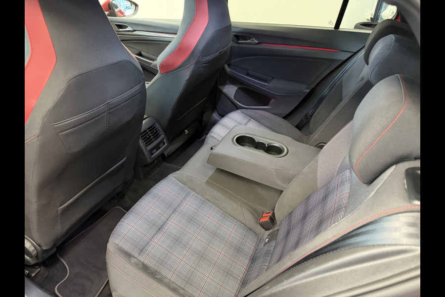 Volkswagen Golf 2.0 TSI GTI Parkeerassistent Keyless Go/Start HUD