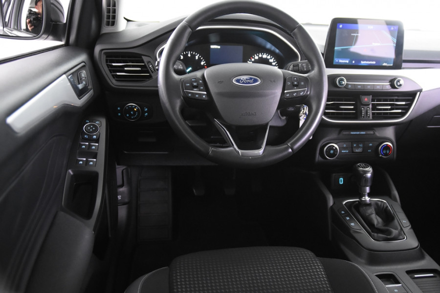 Ford FOCUS Wagon 1.0 EcoBoost Trend *1ste Eigenaar*Navigatie*Trekhaak*