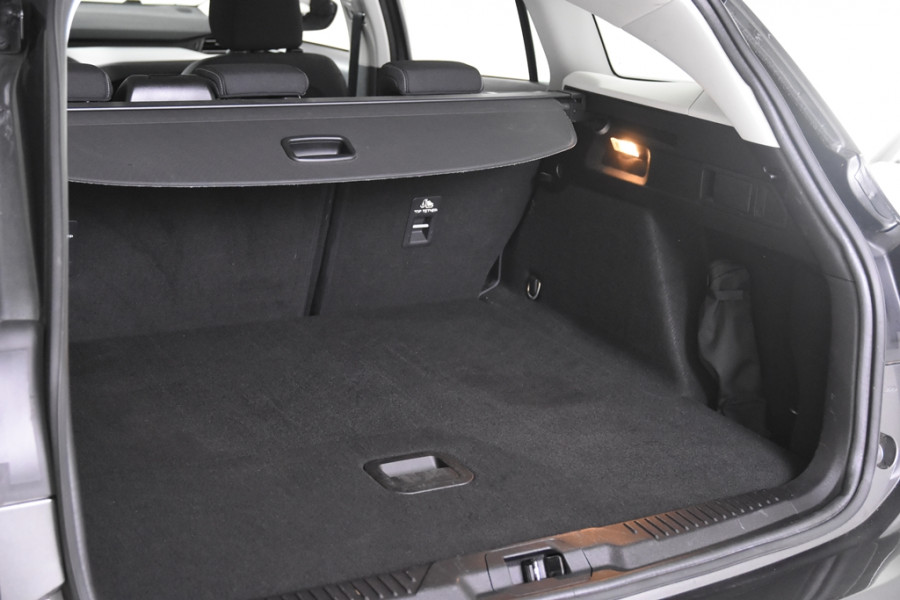 Ford FOCUS Wagon 1.0 EcoBoost Trend *1ste Eigenaar*Navigatie*Trekhaak*