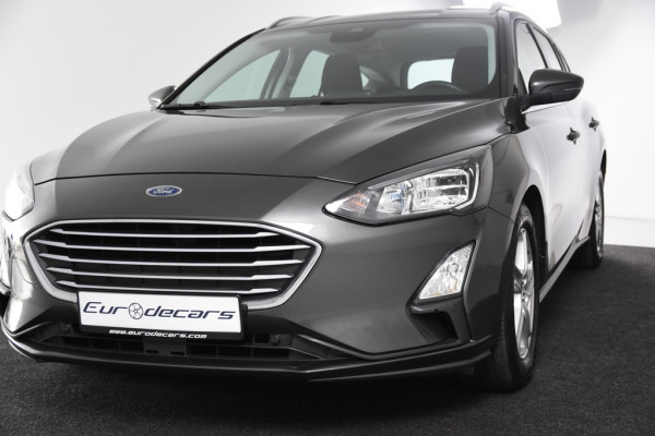 Ford FOCUS Wagon 1.0 EcoBoost Trend *1ste Eigenaar*Navigatie*Trekhaak*