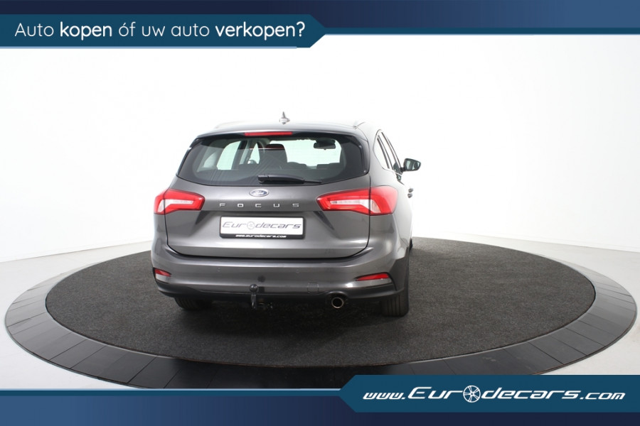 Ford FOCUS Wagon 1.0 EcoBoost Trend *1ste Eigenaar*Navigatie*Trekhaak*