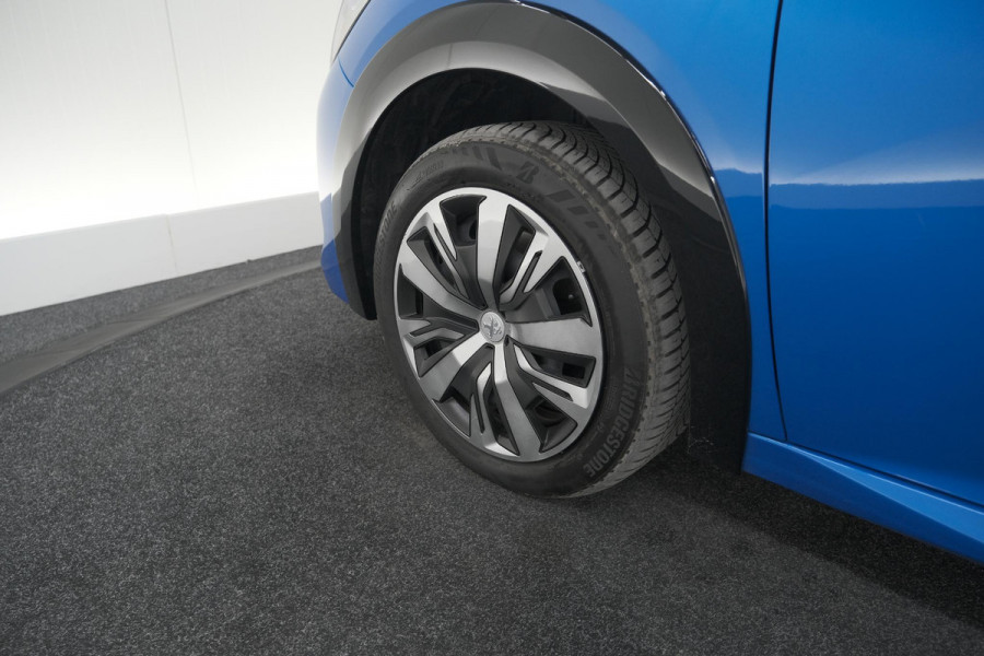Peugeot e-208 EV Active 50 kWh | Navigatie | Apple Carplay | Climate Control