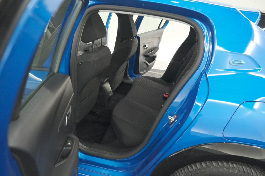 Peugeot e-208 EV Active 50 kWh | Navigatie | Apple Carplay | Climate Control