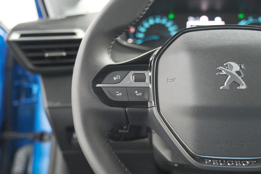 Peugeot e-208 EV Active 50 kWh | Navigatie | Apple Carplay | Climate Control