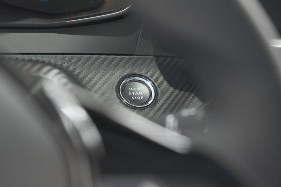 Peugeot e-208 EV Active 50 kWh | Navigatie | Apple Carplay | Climate Control