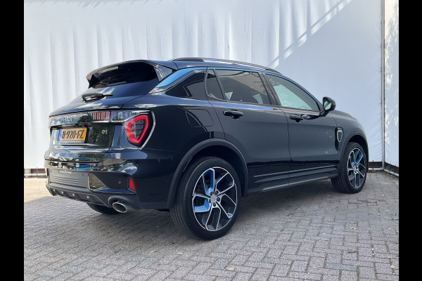 Lynk & Co 01 1.5 PHEV Carplay Pano.dak Adapt.Cruise Hoge zit vol opties!