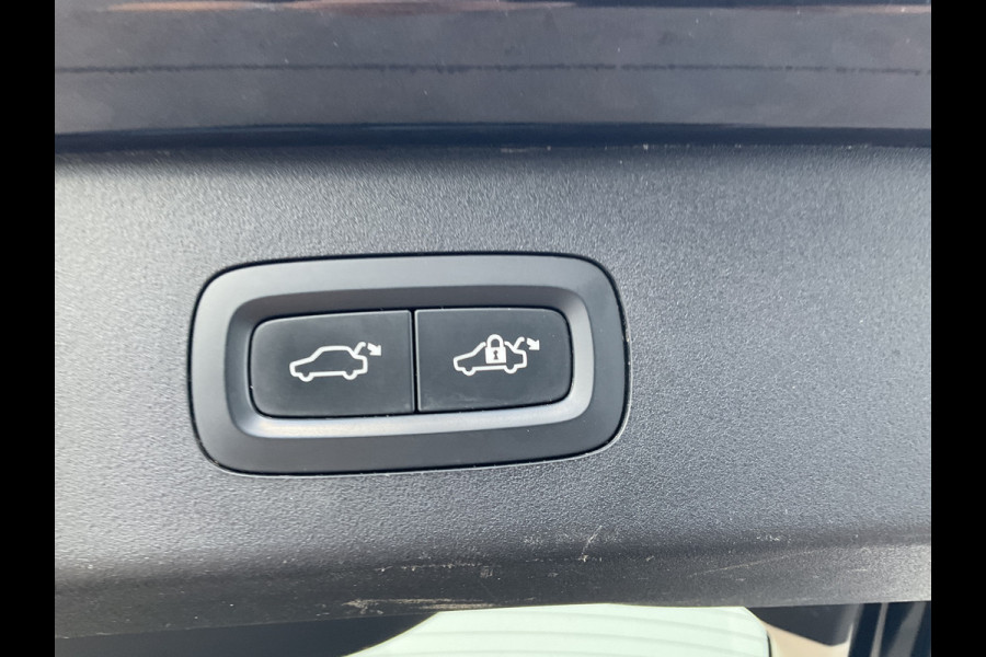 Lynk & Co 01 1.5 PHEV Carplay Pano.dak Adapt.Cruise Hoge zit vol opties!