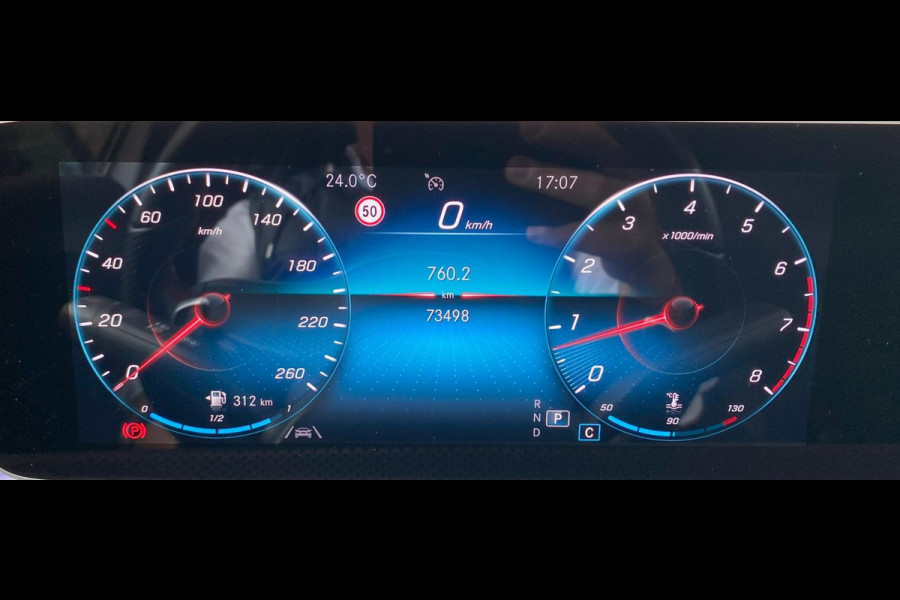 Mercedes-Benz A-Klasse 250 Premium Plus AMG/ Pano/ Burmester/ Sfeer/ VC