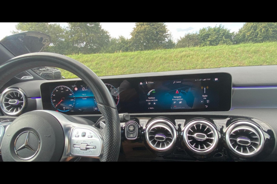 Mercedes-Benz A-Klasse 250 Premium Plus AMG/ Pano/ Burmester/ Sfeer/ VC