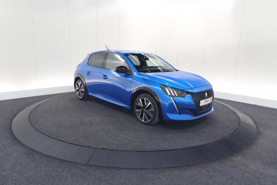 Peugeot 208 PureTech 100 GT | Camera | Dodehoekdetectie | Apple Carplay | Stoelverwarming | Parkeersensoren