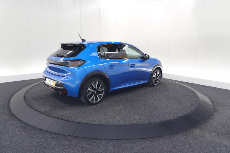 Peugeot 208 PureTech 100 GT | Camera | Dodehoekdetectie | Apple Carplay | Stoelverwarming | Parkeersensoren