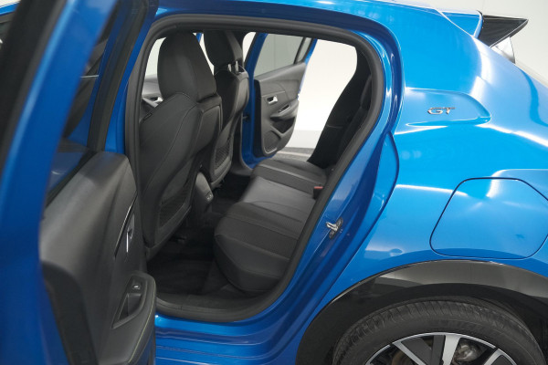 Peugeot 208 PureTech 100 GT | Camera | Dodehoekdetectie | Apple Carplay | Stoelverwarming | Parkeersensoren