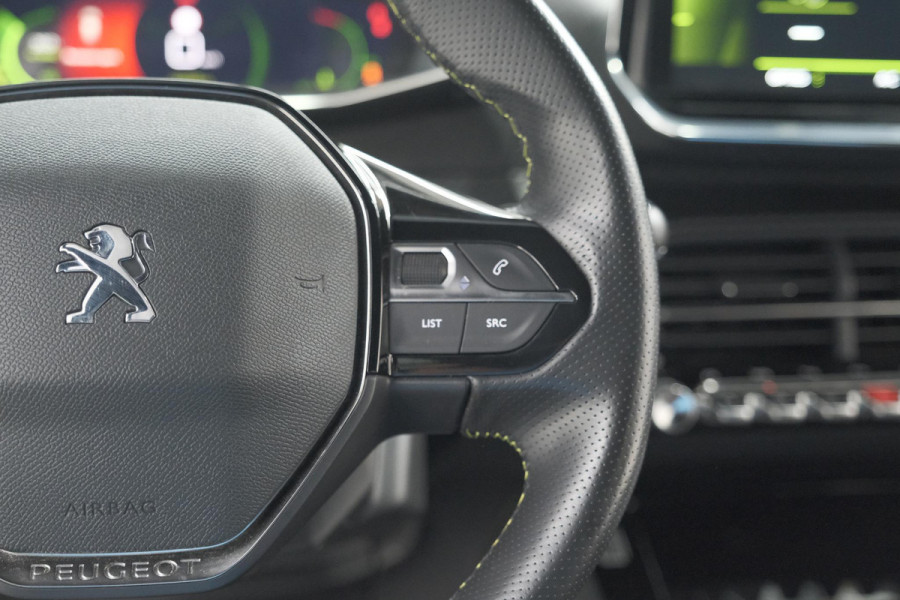 Peugeot 208 PureTech 100 GT | Camera | Dodehoekdetectie | Apple Carplay | Stoelverwarming | Parkeersensoren